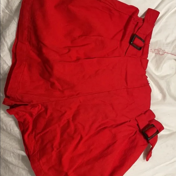 Shorts, brand: Forever 21, size: Medium, red - Picture 1 of 2